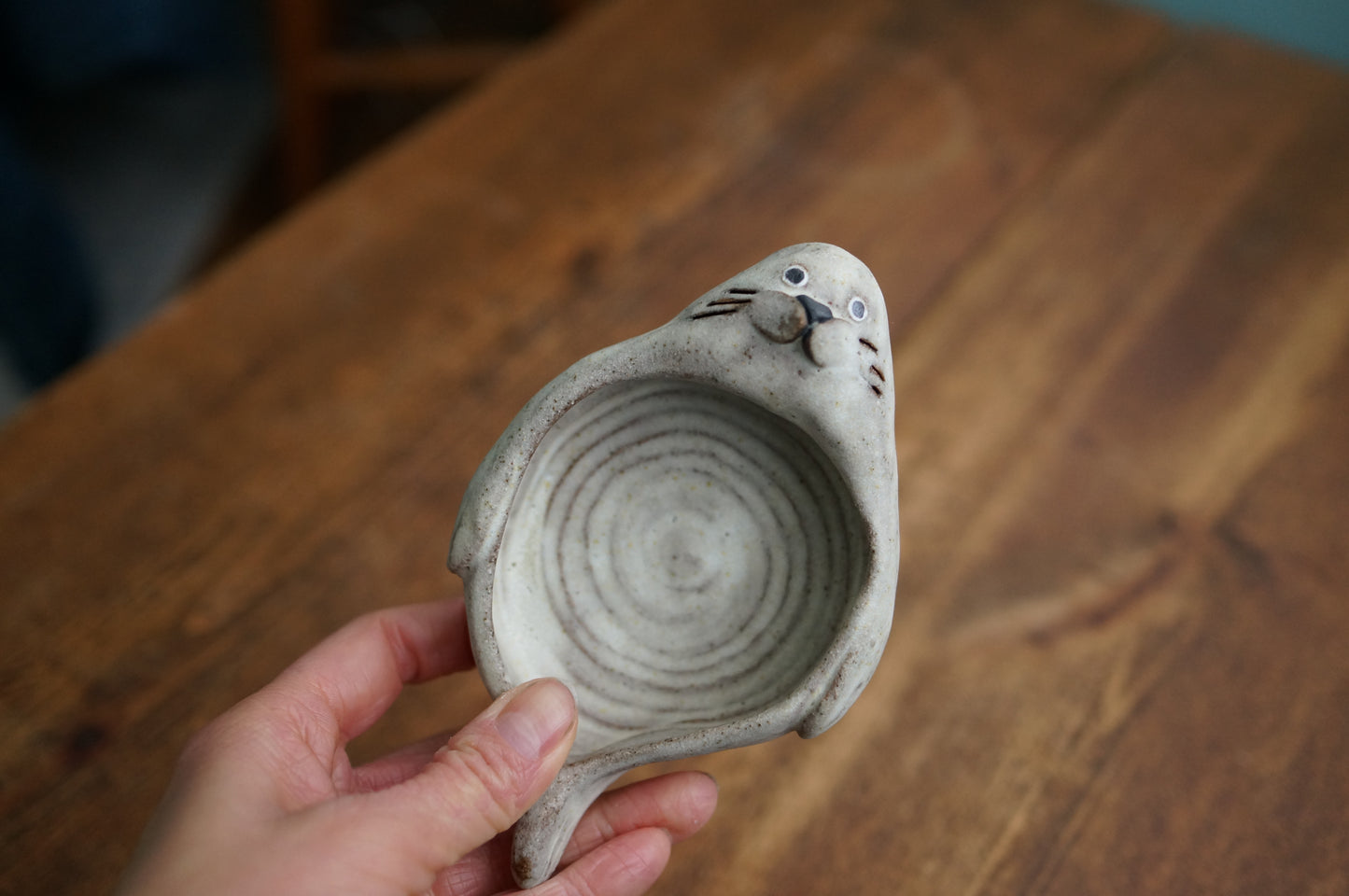 Seal Holder