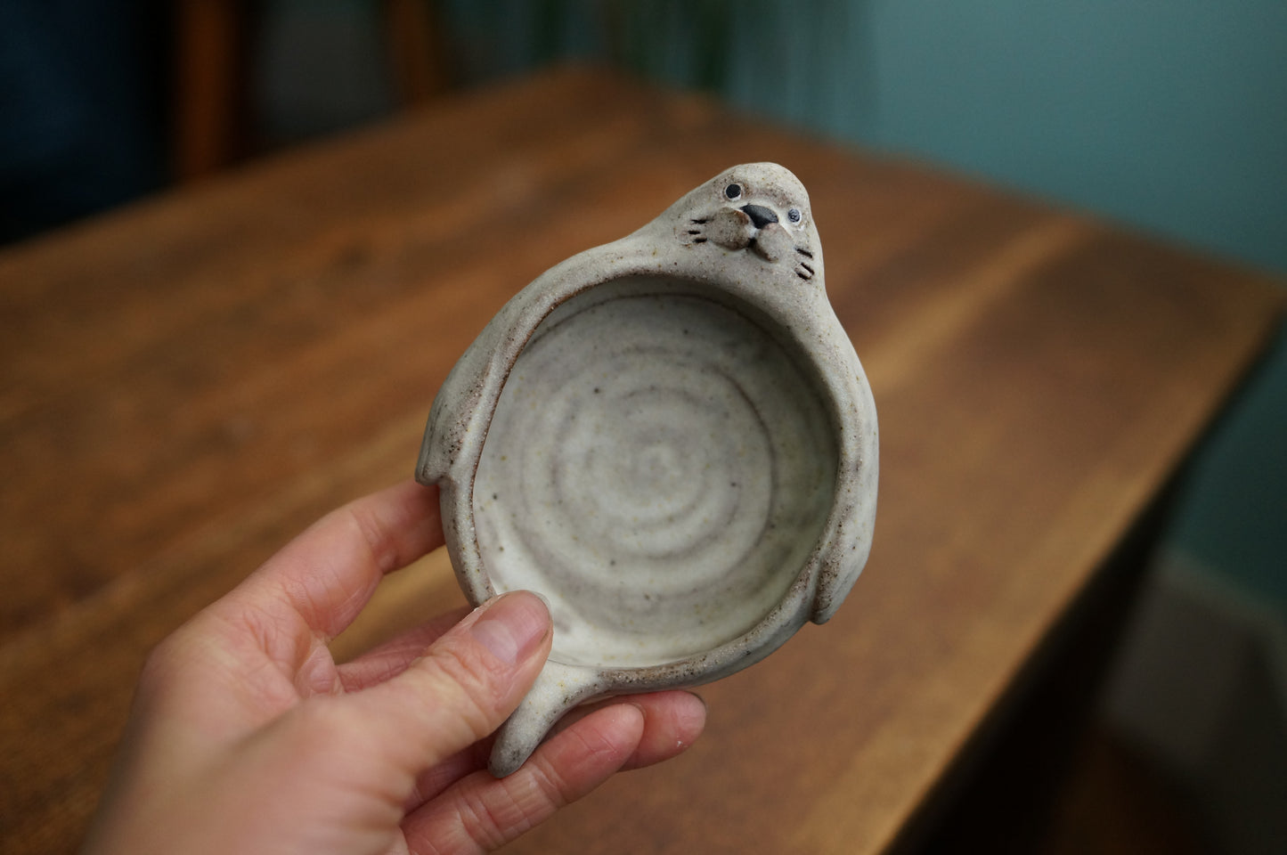 Seal Holder