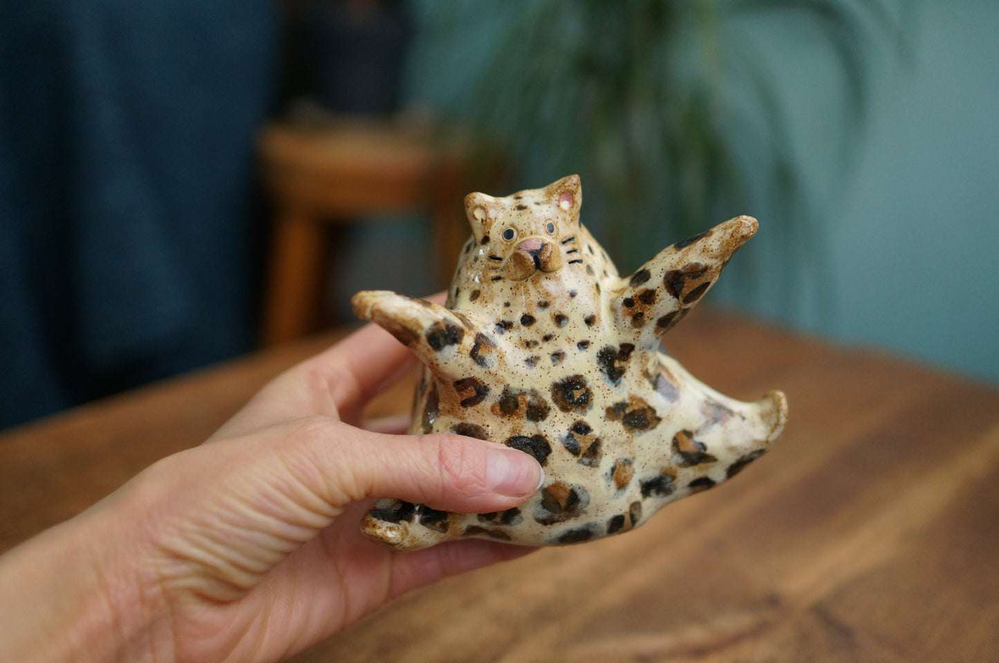 Leopard Accessories Holder