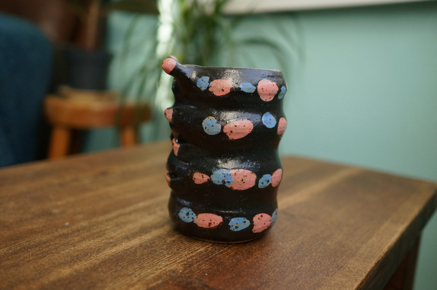 Black Caterpillar Vase