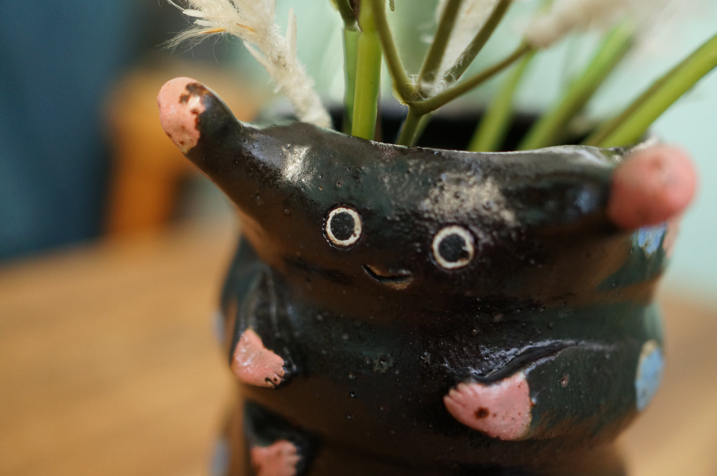 Black Caterpillar Vase