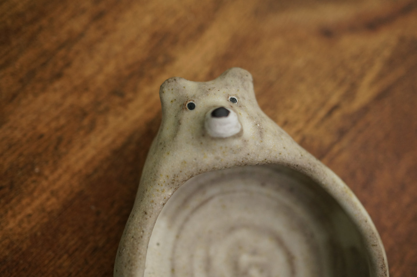 White Bear Holder