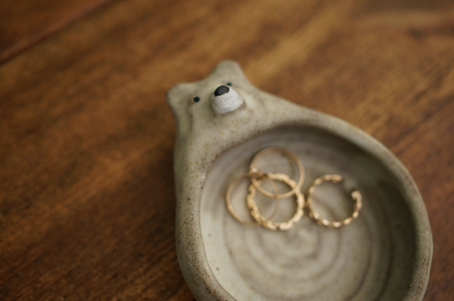 White Bear Holder