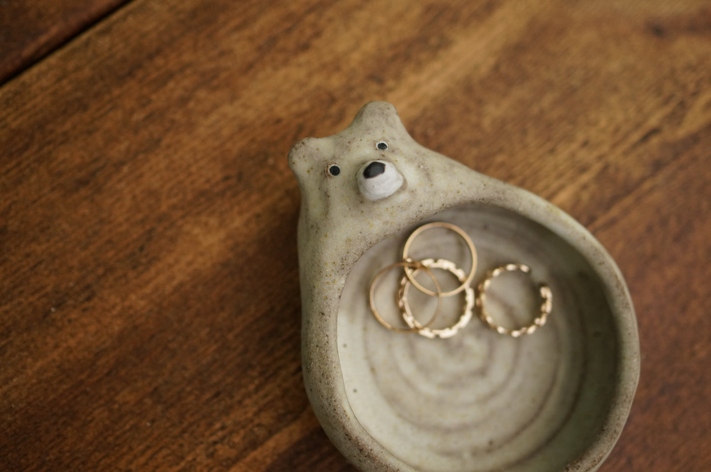 White Bear Holder