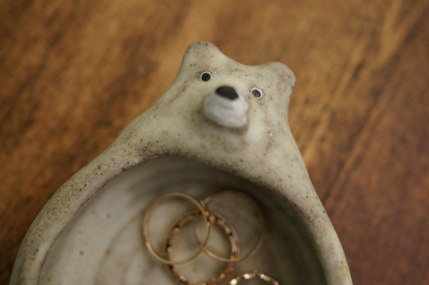 White Bear Holder