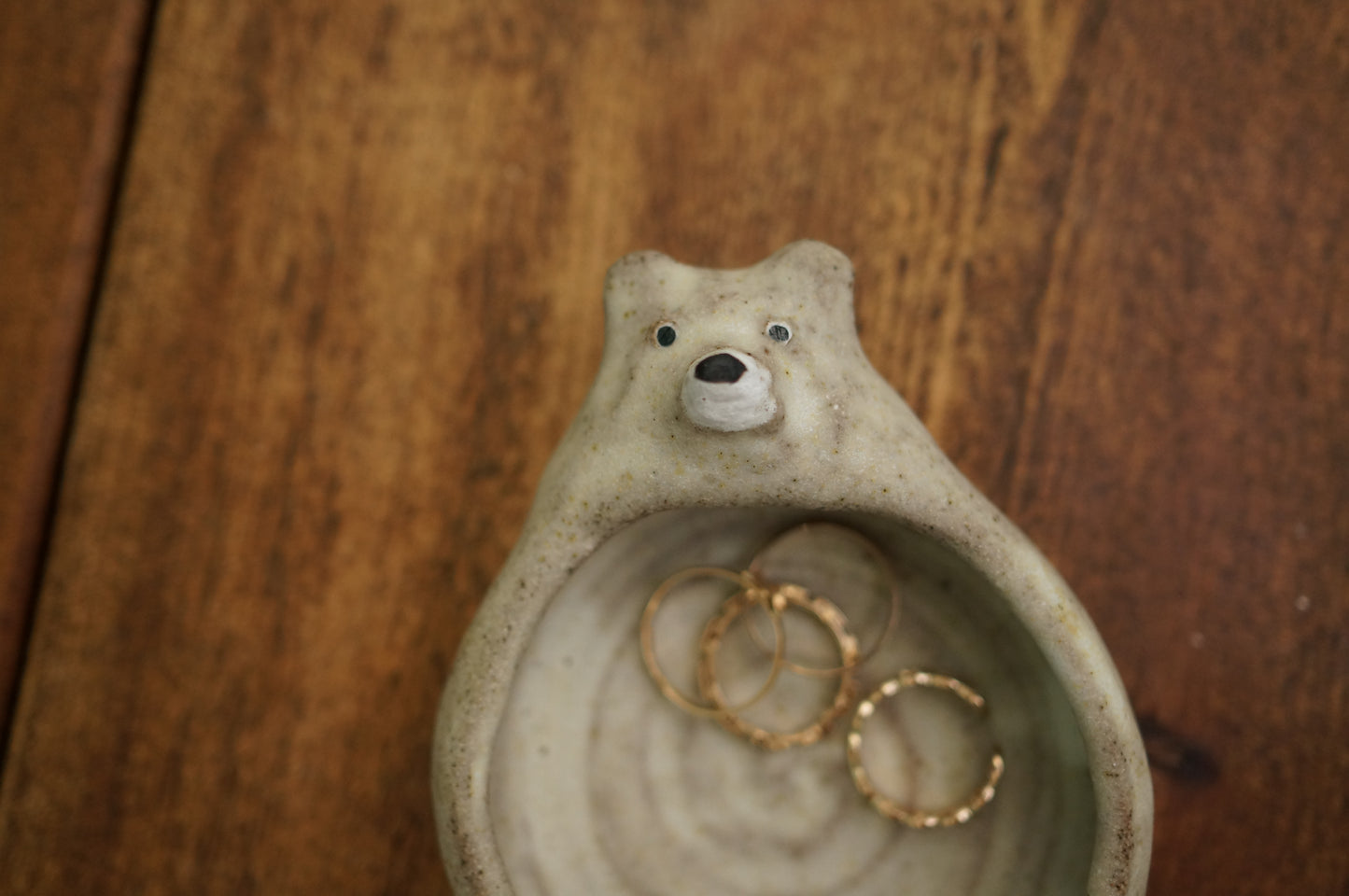 White Bear Holder