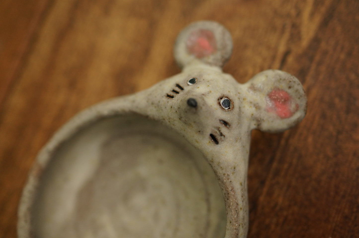 Mouse Holder
