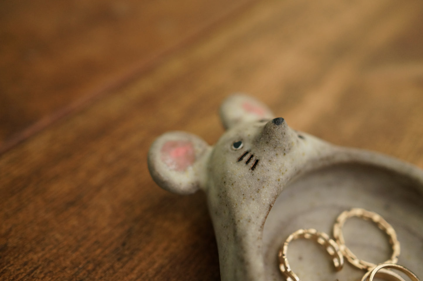 Mouse Holder