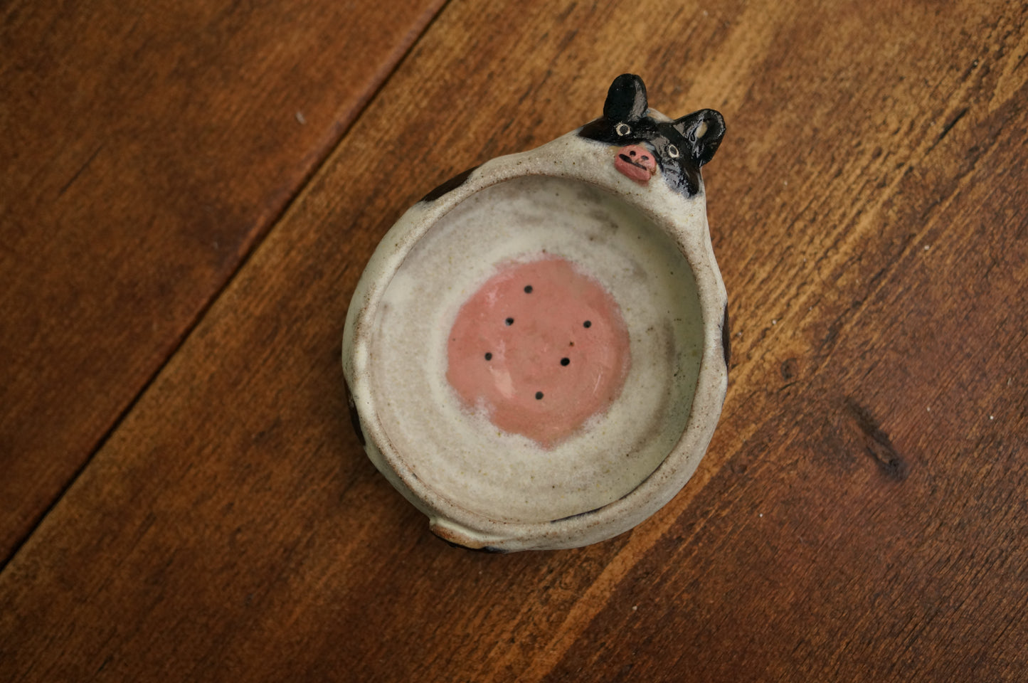 Cow Holder