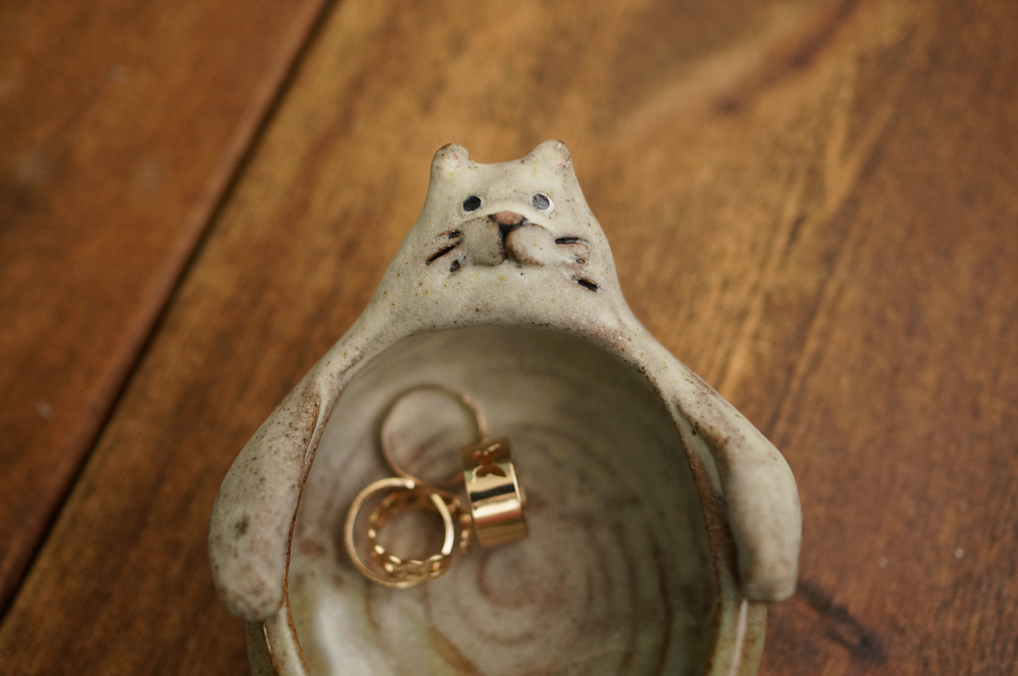 White Cat Mermaid Holder