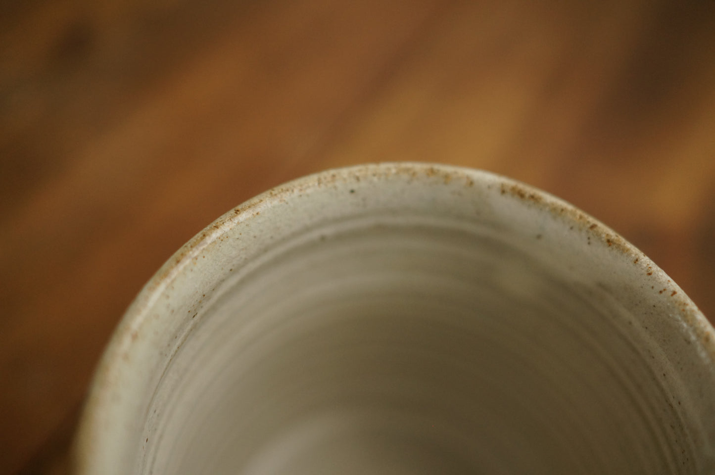 Four Legs White Fox Cup