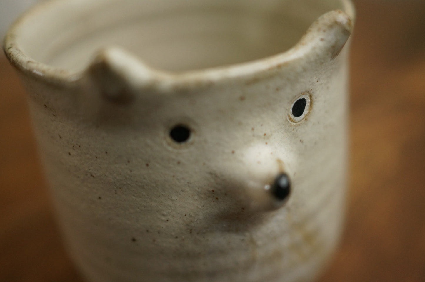 Four Legs White Fox Cup