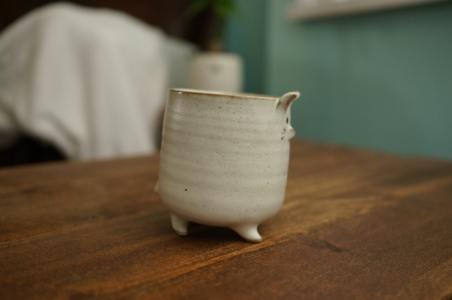 Four Legs Rabbit Cup