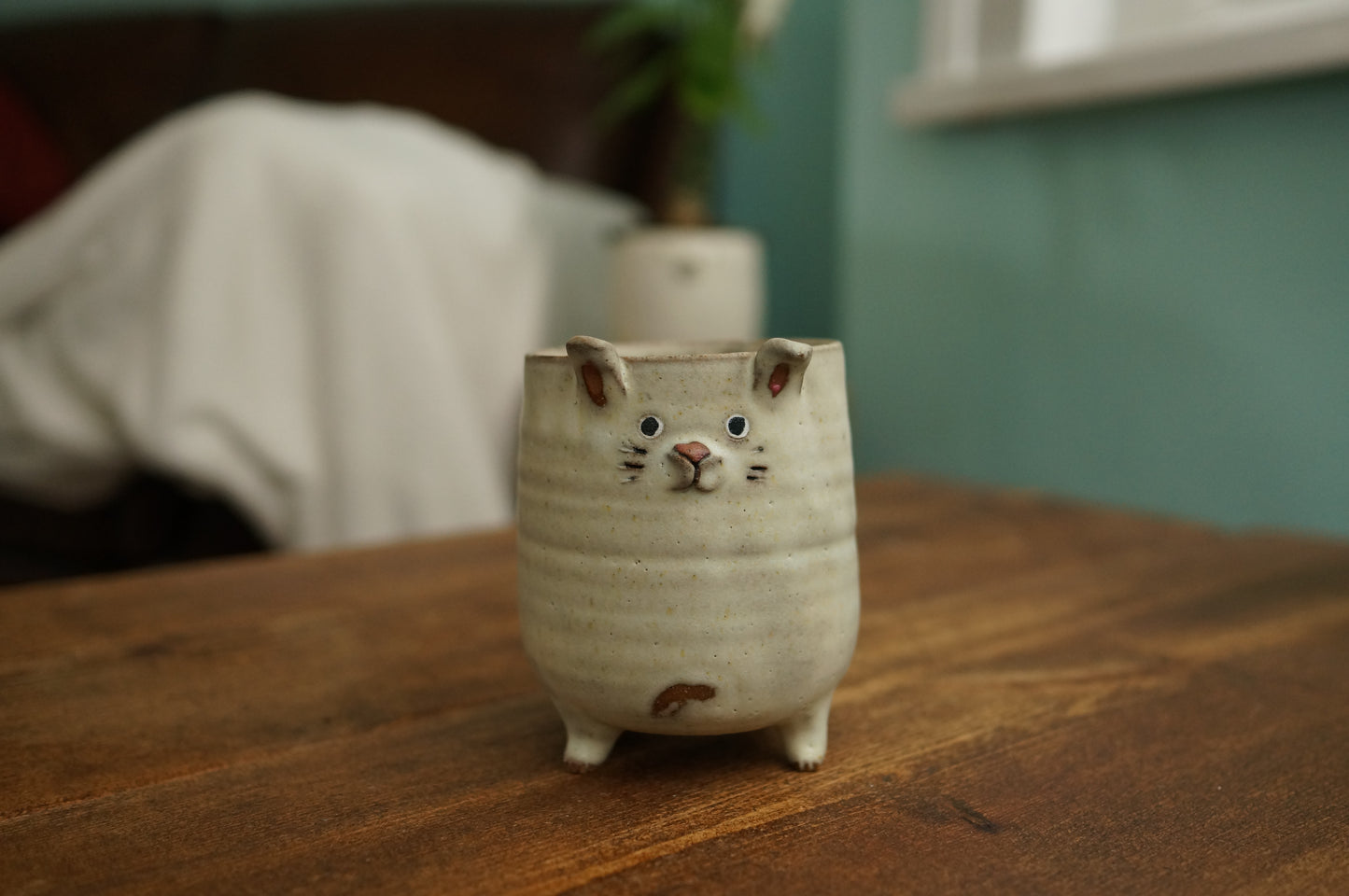 Four Legs Rabbit Cup