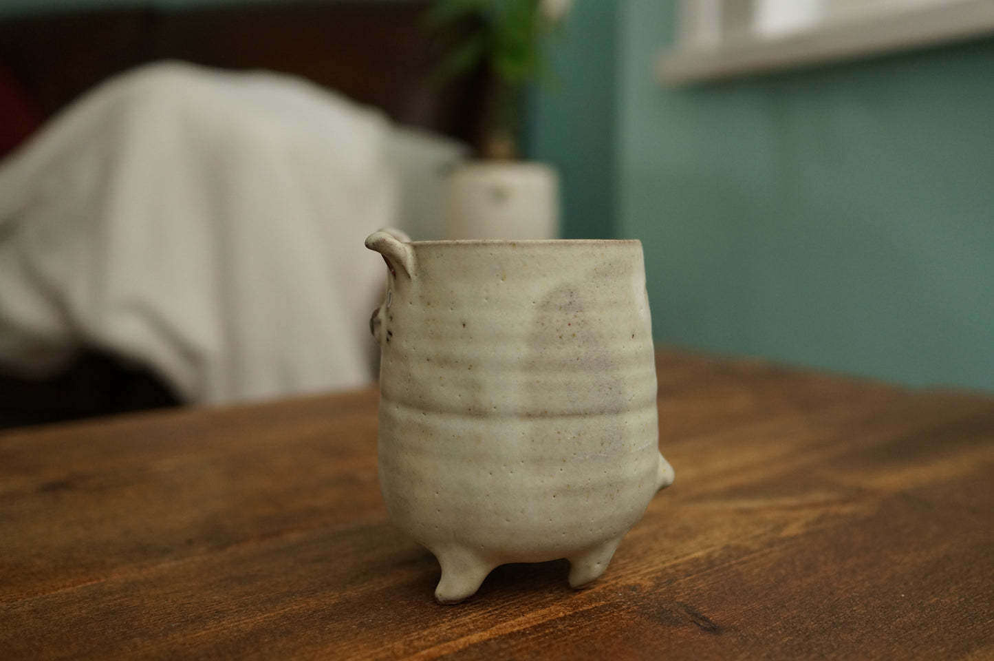 Four Legs Rabbit Cup