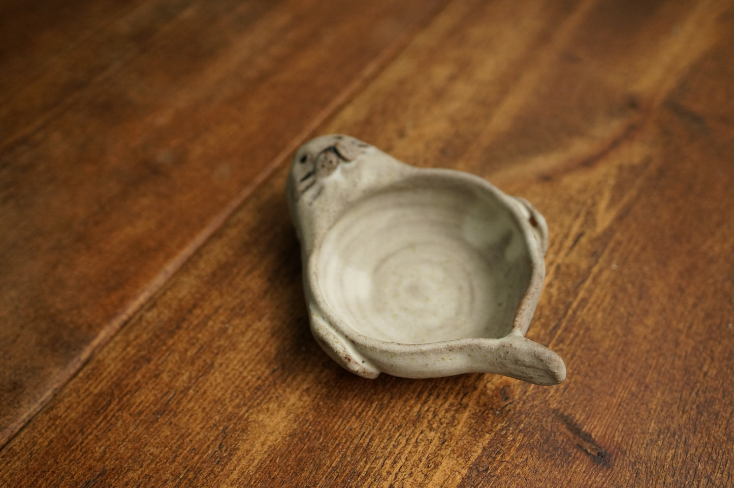 Seal Holder
