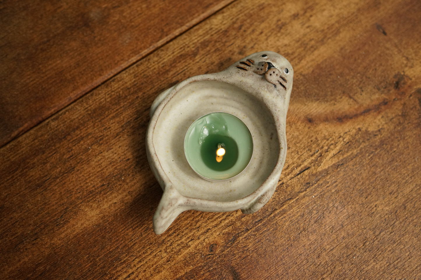 Seal Holder