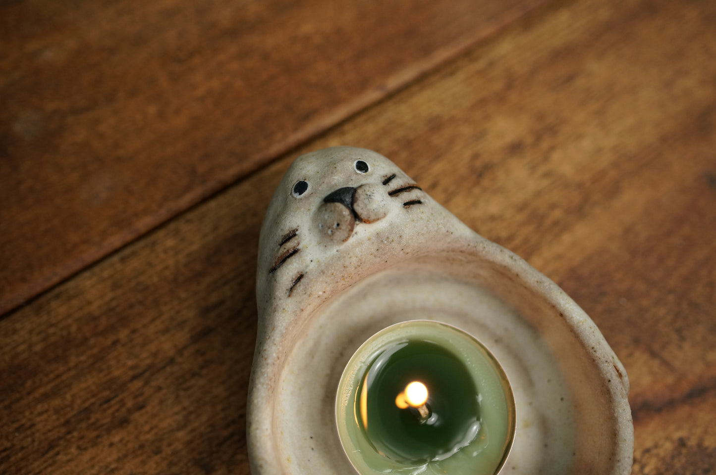 Seal Holder