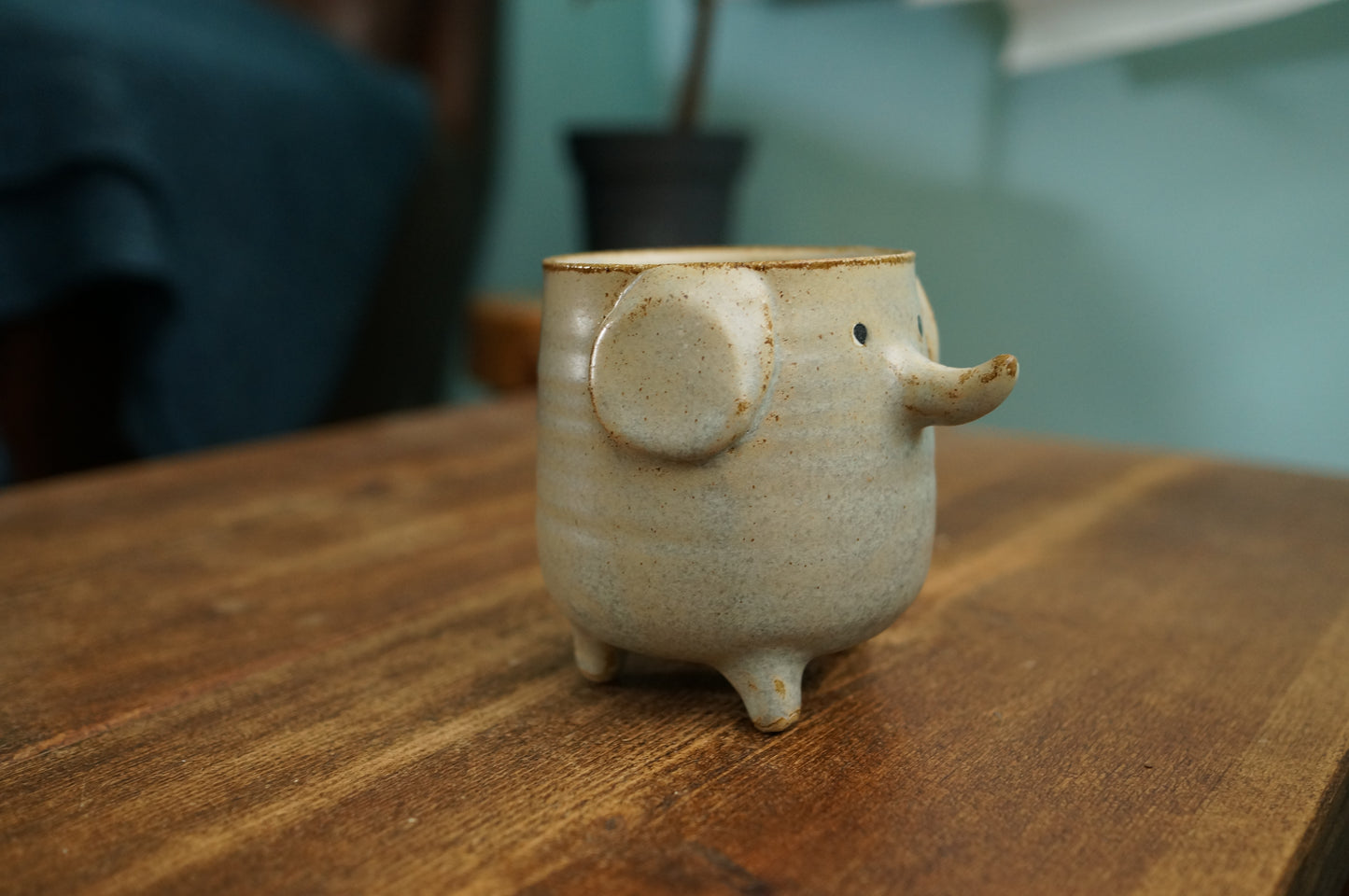 Four Legs Elephant Cup