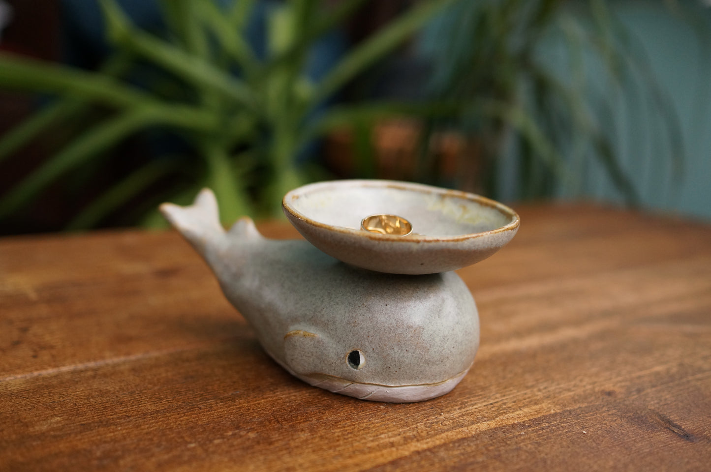 Whale Holder