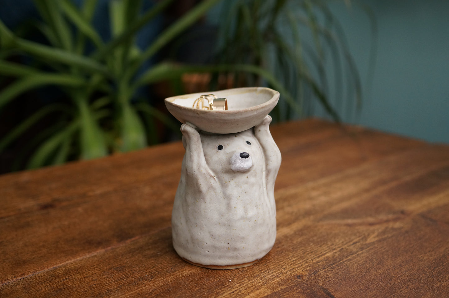 Bear Holder