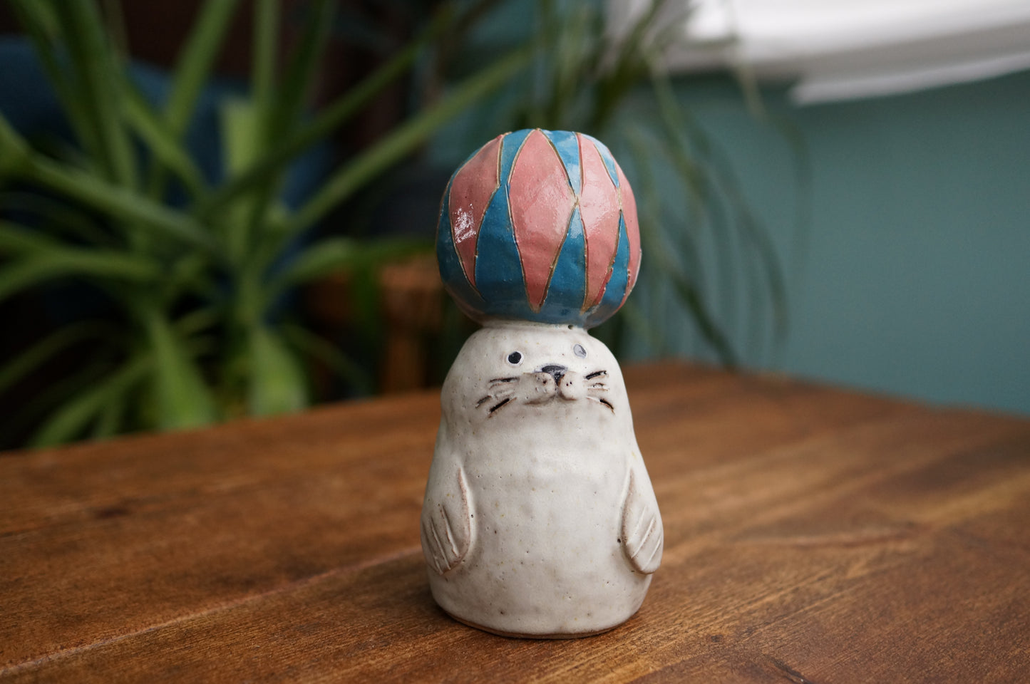 Seal Vase