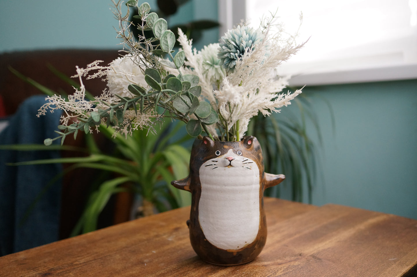 Brown Cat Vase