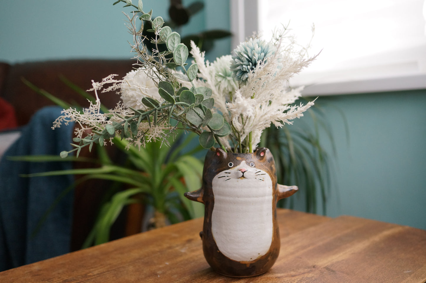 Brown Cat Vase