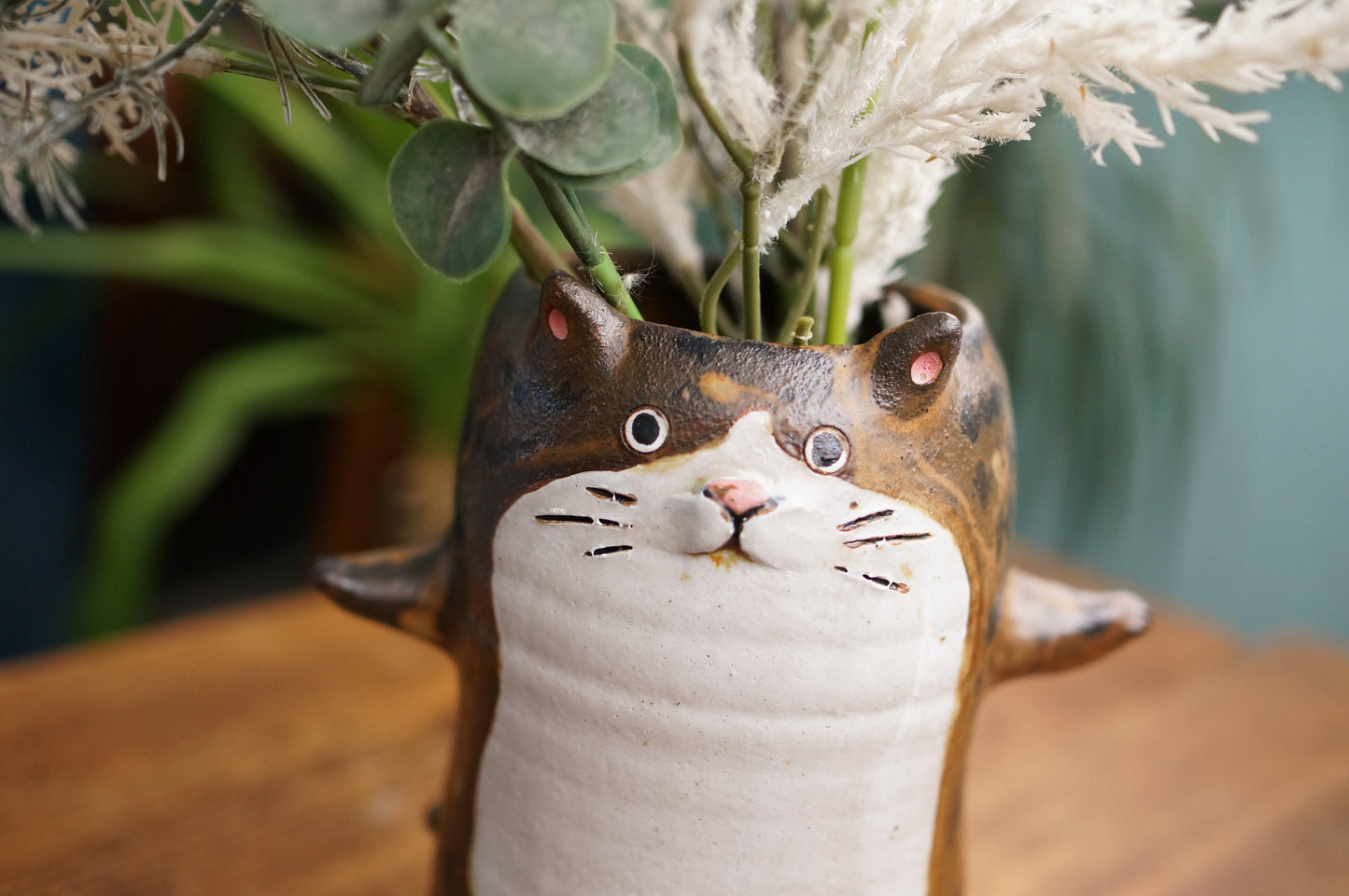 Brown Cat Vase