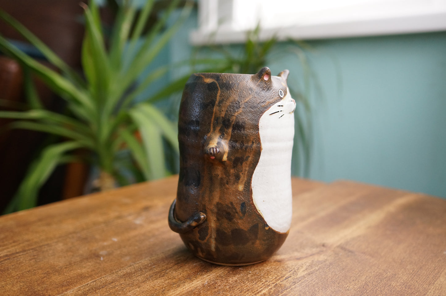 Brown Cat Vase
