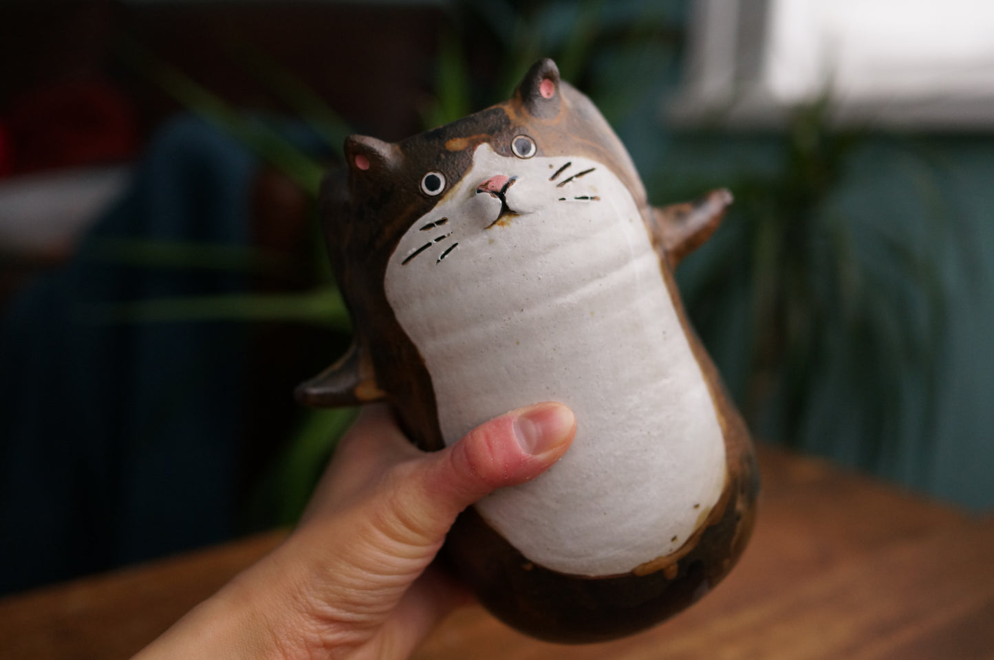 Brown Cat Vase