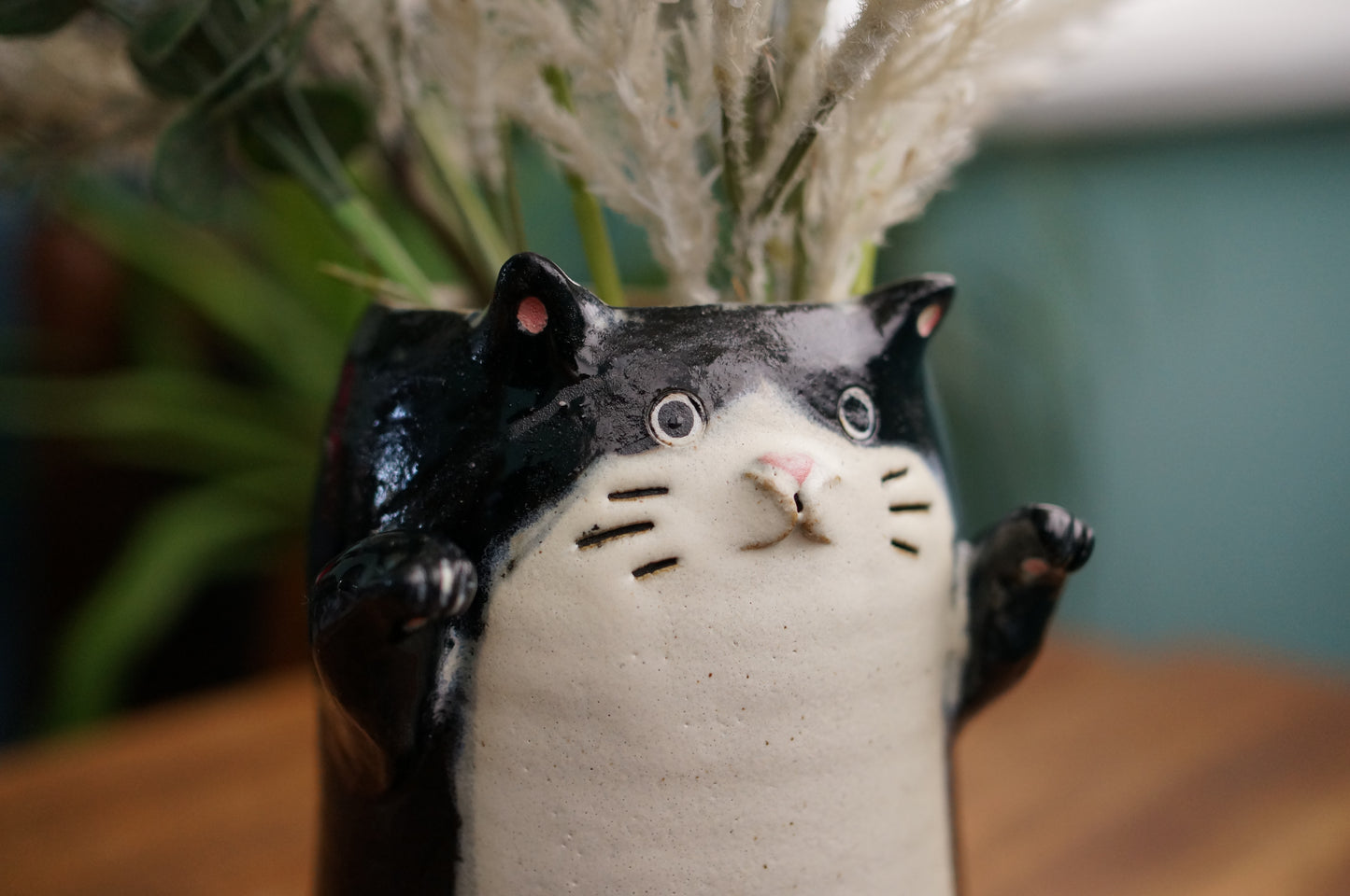 Black Cat Vase