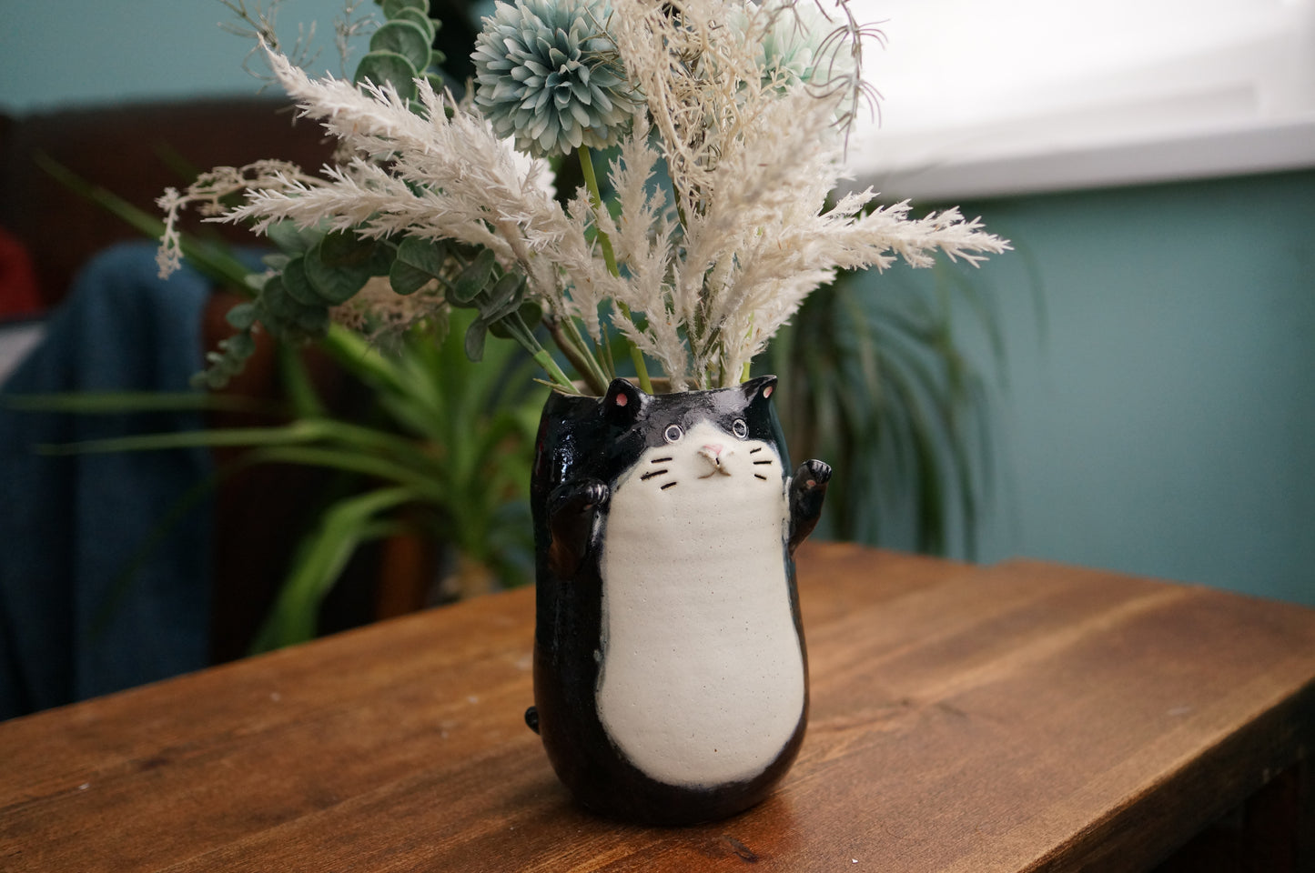 Black Cat Vase