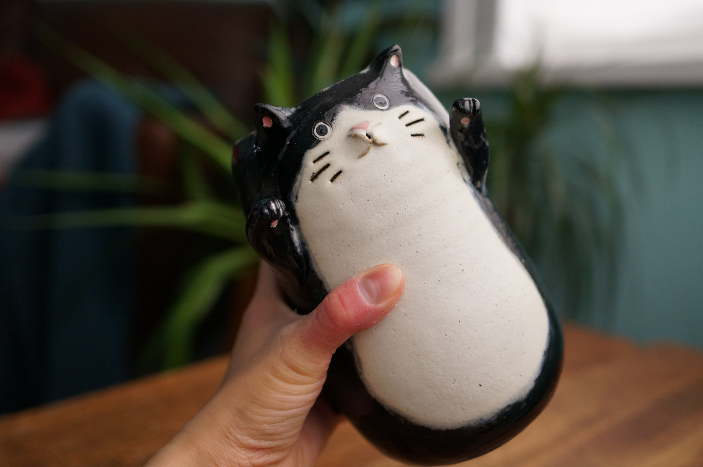 Black Cat Vase