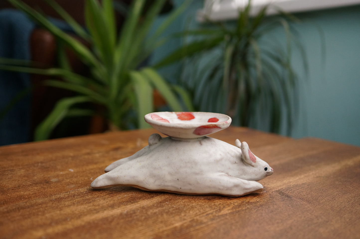 Rabbit Holder