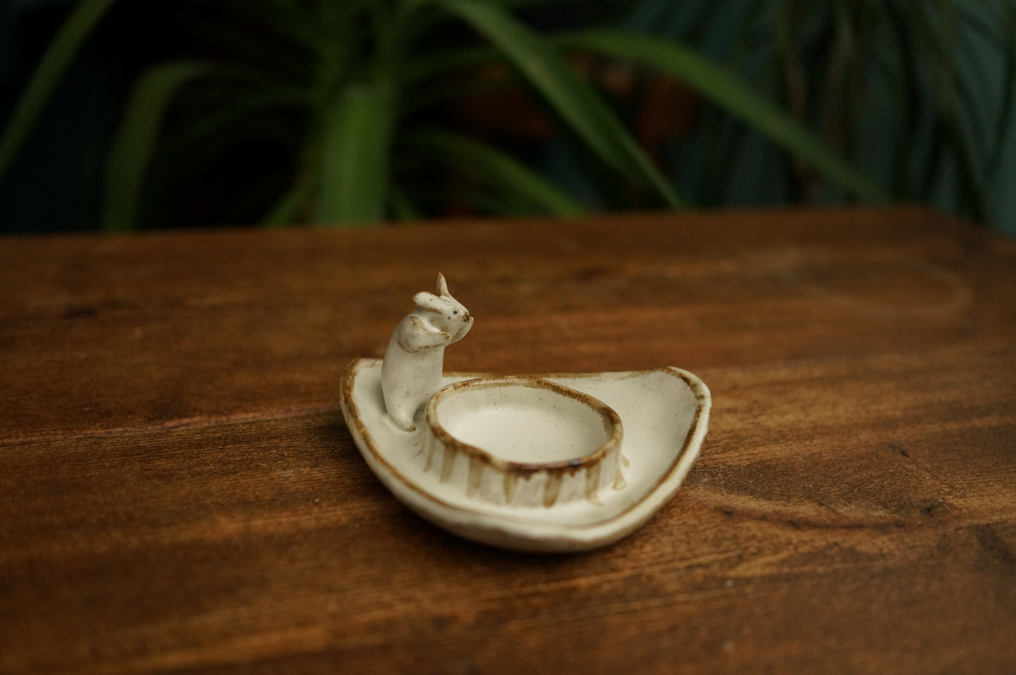 Rabbit Tea light holder