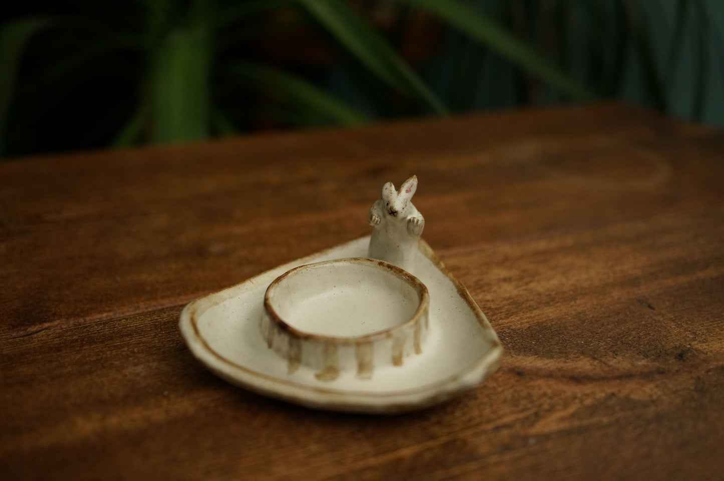 Rabbit Tea light holder