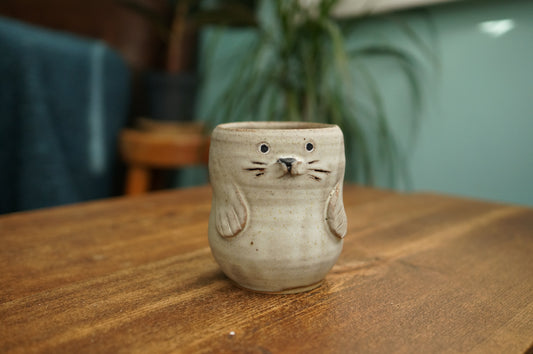 Seal Cup