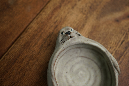 Seal Holder