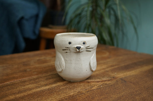 Seal Cup