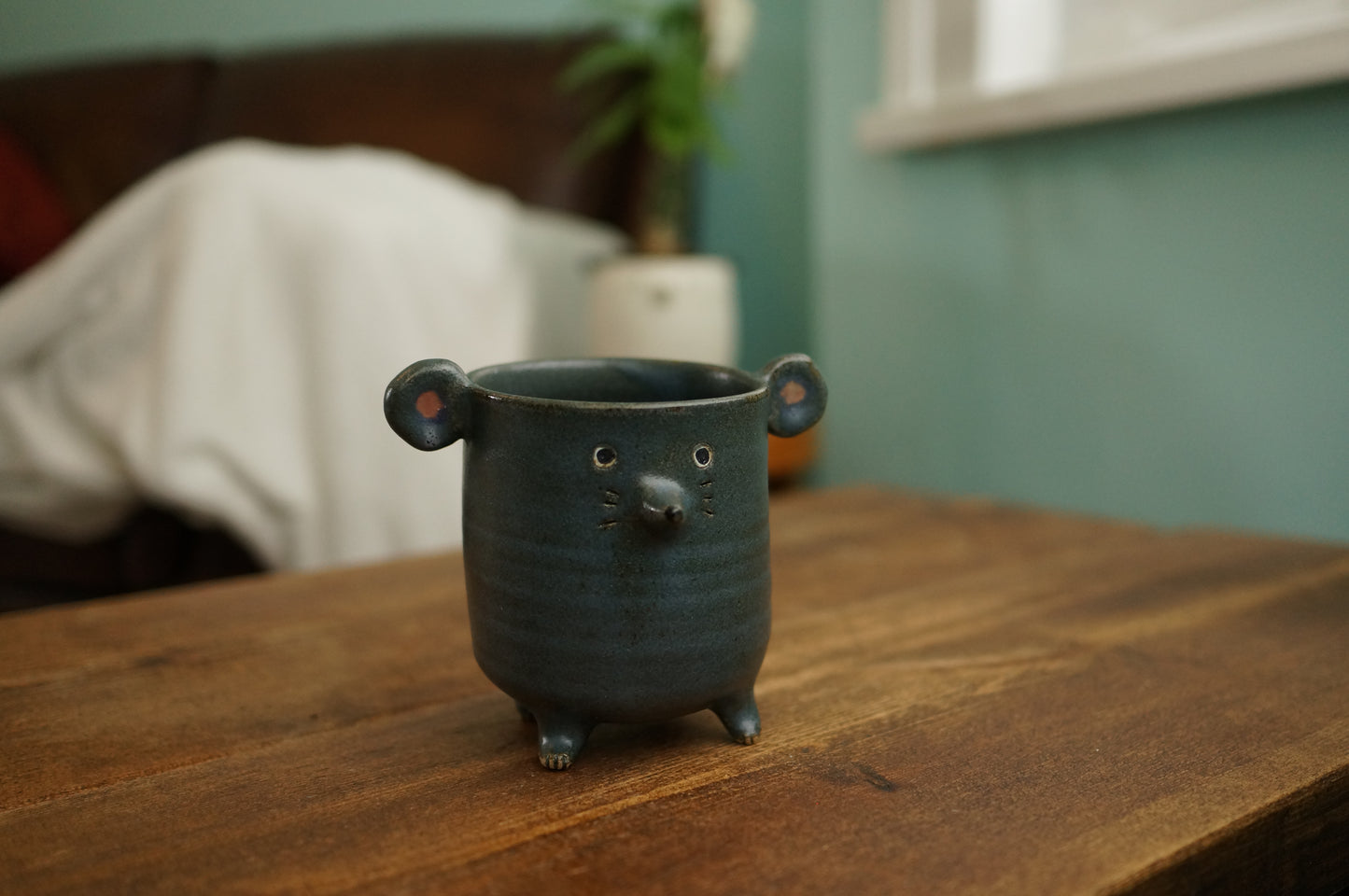 Four Legs Mouse Cup