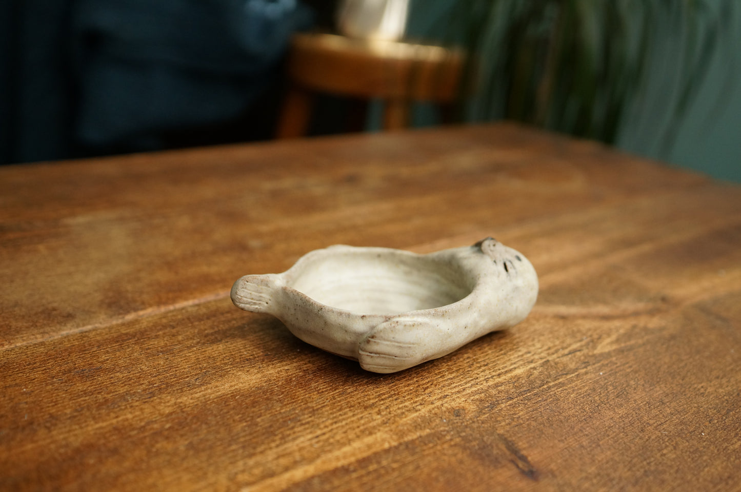 Seal Holder