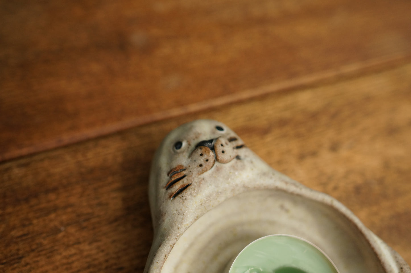 Seal Holder