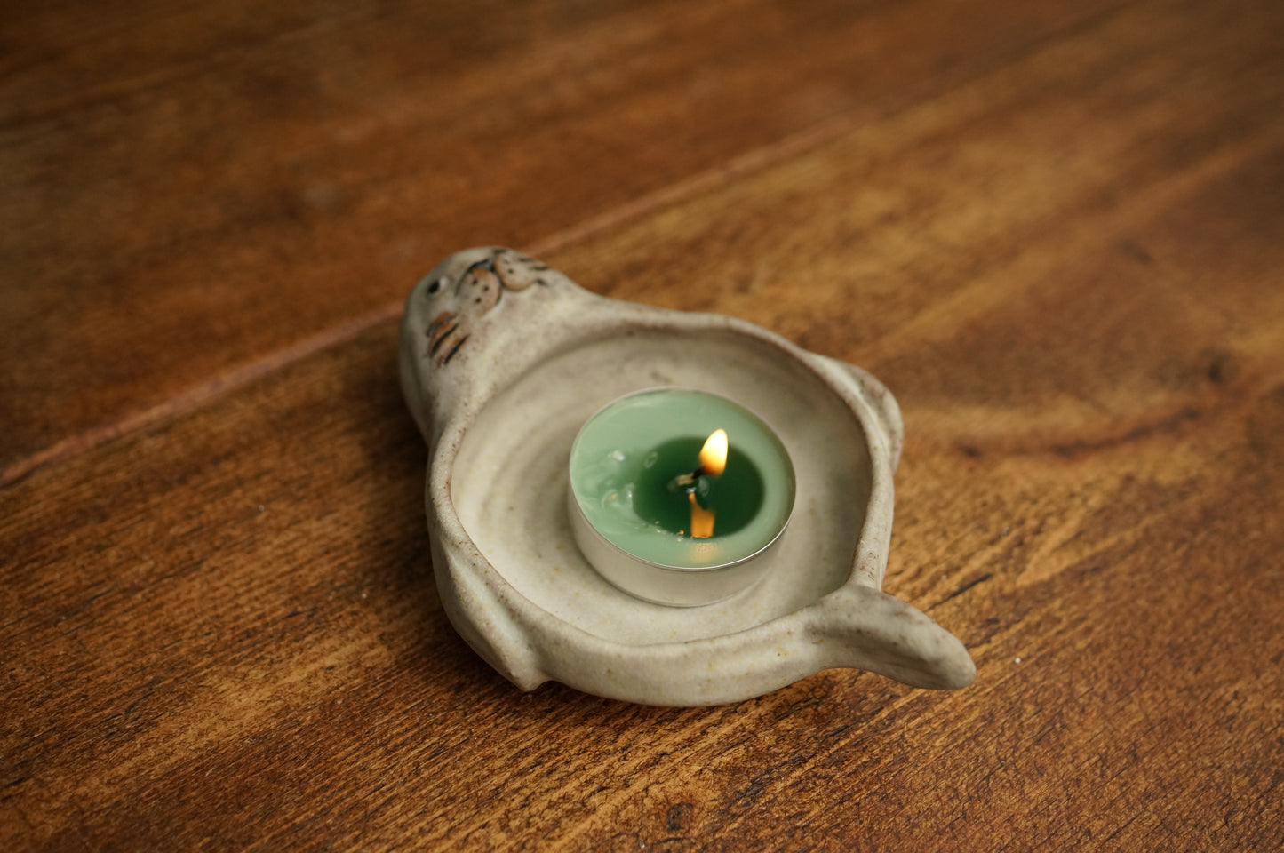 Seal Holder