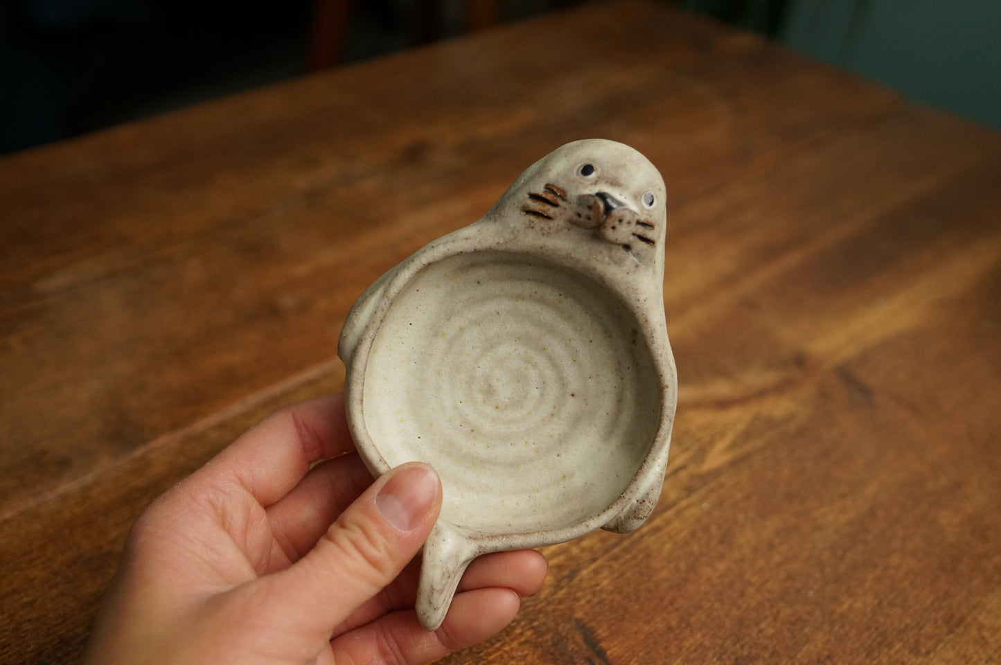 Seal Holder