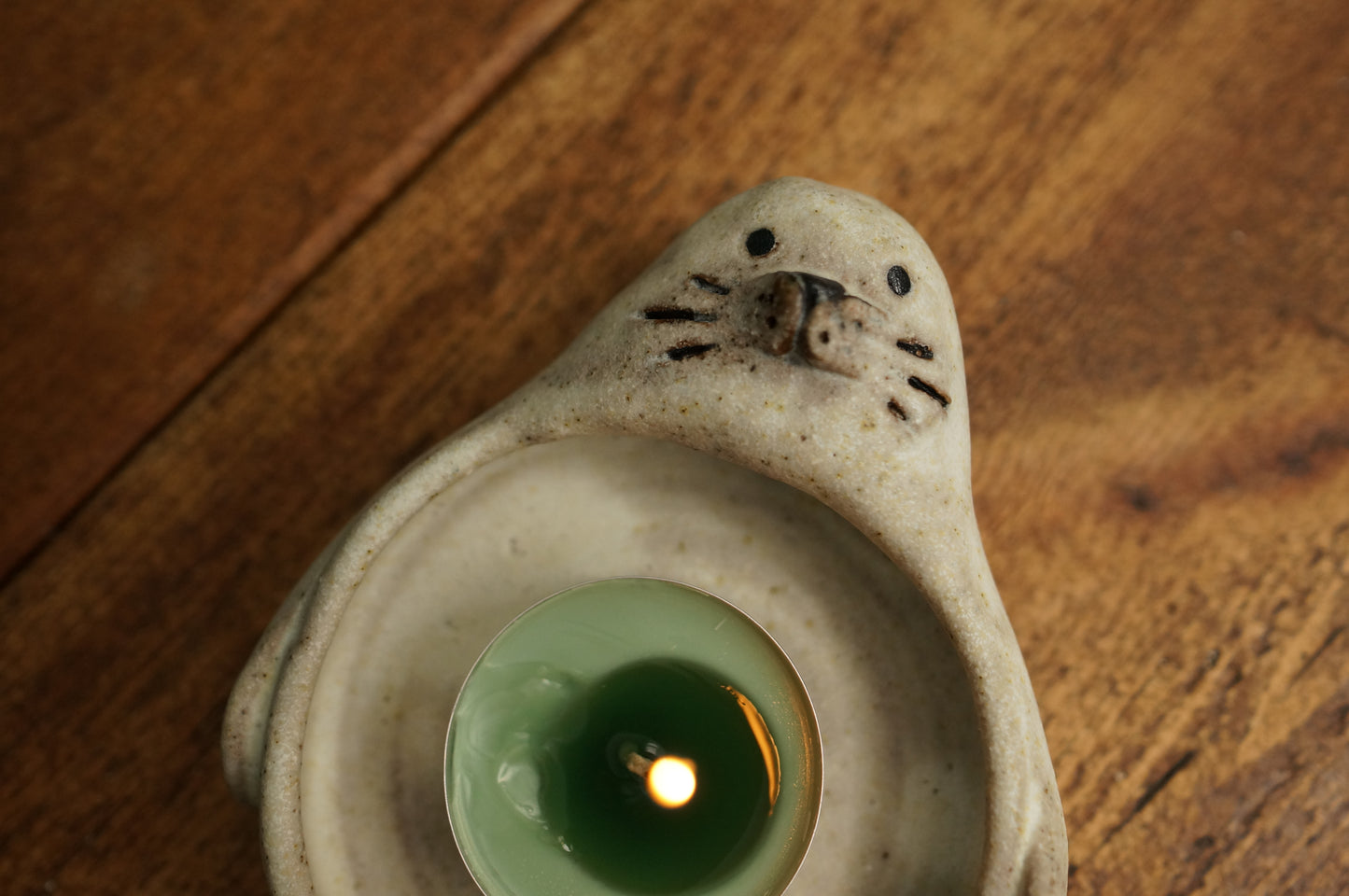 Seal Holder
