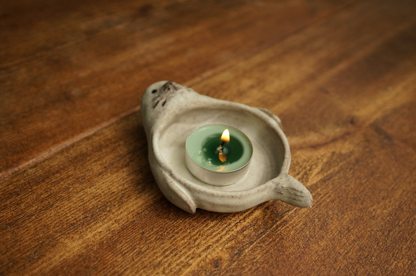 Seal Holder