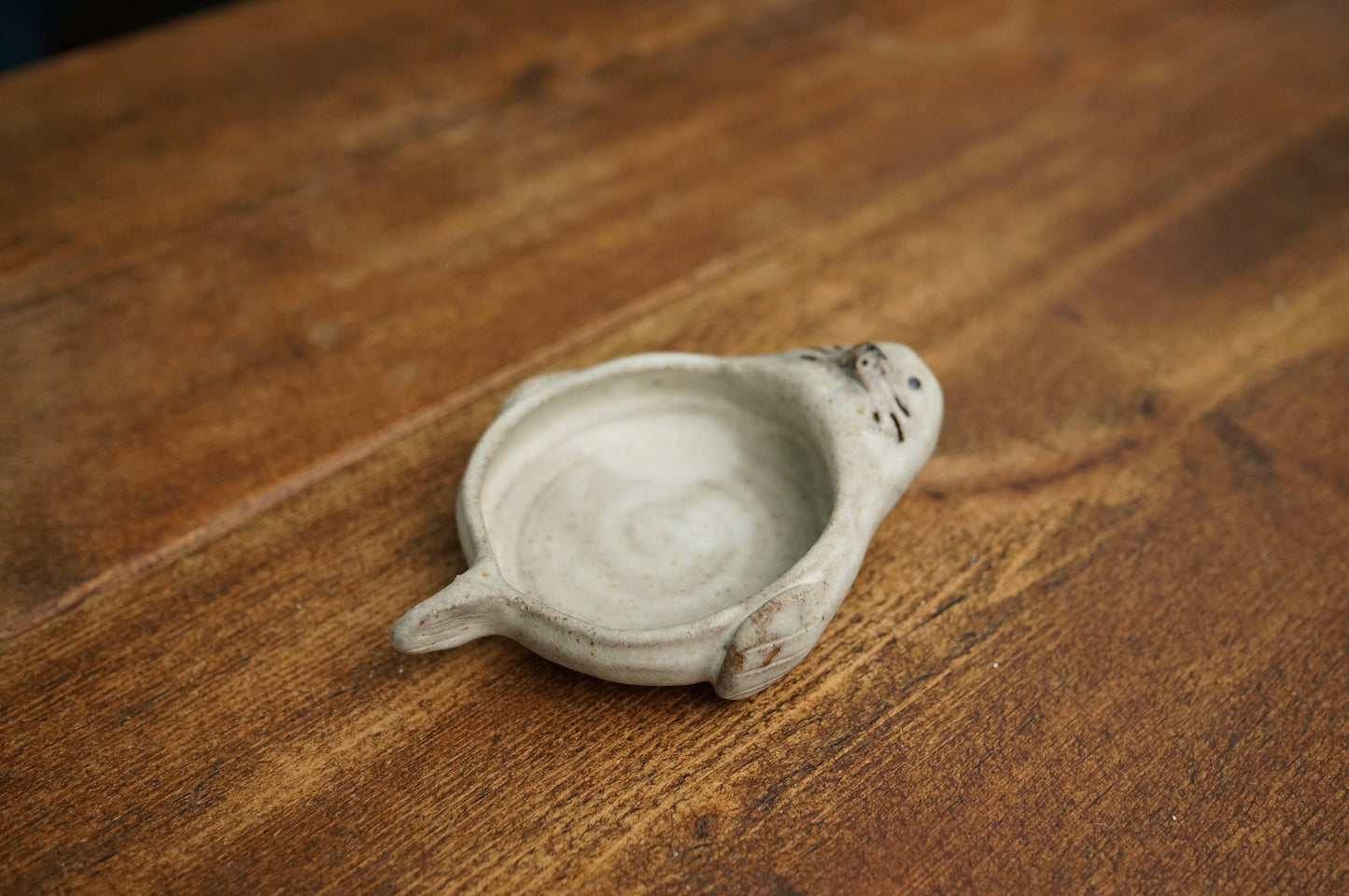 Seal Holder