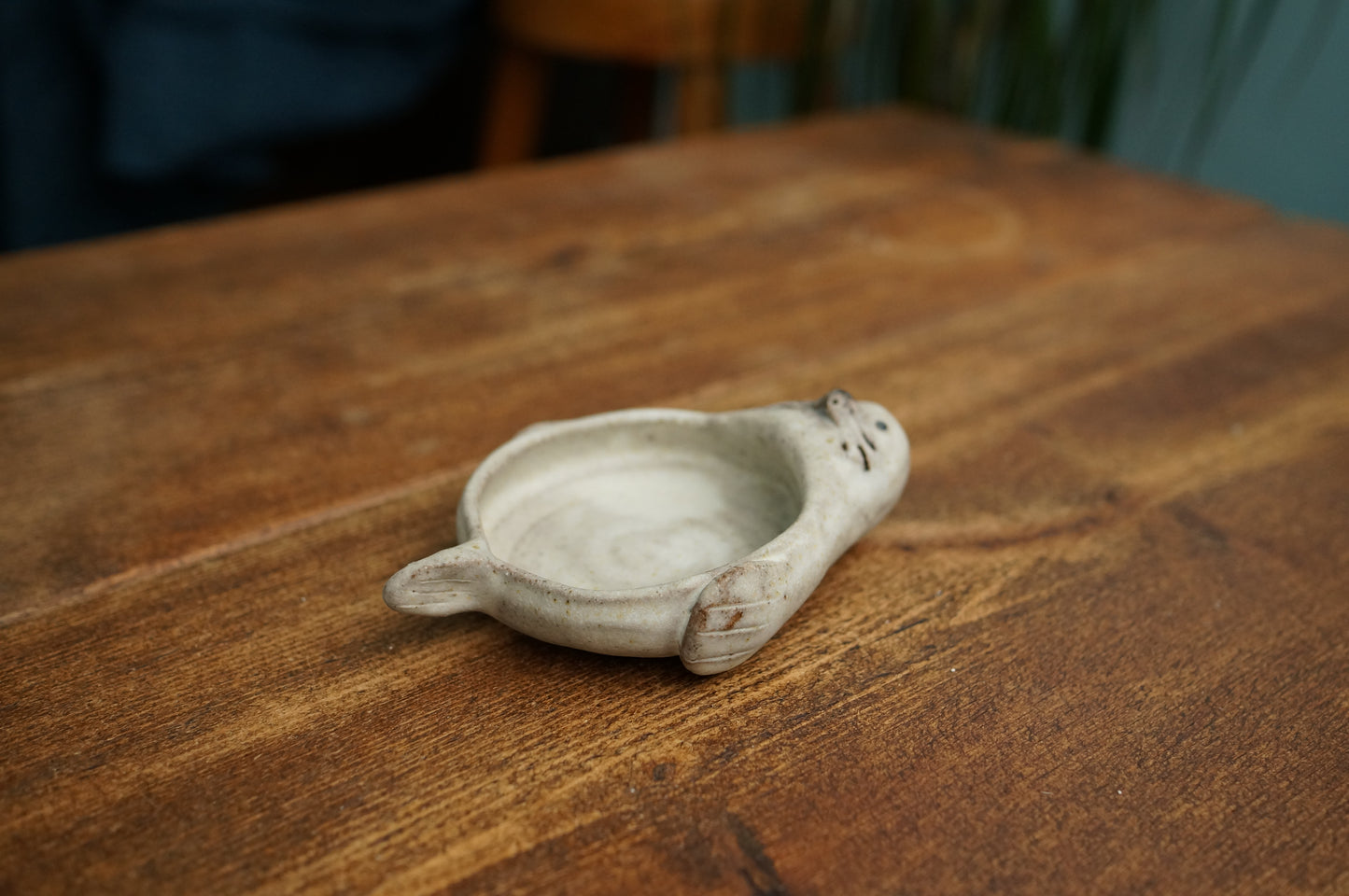Seal Holder