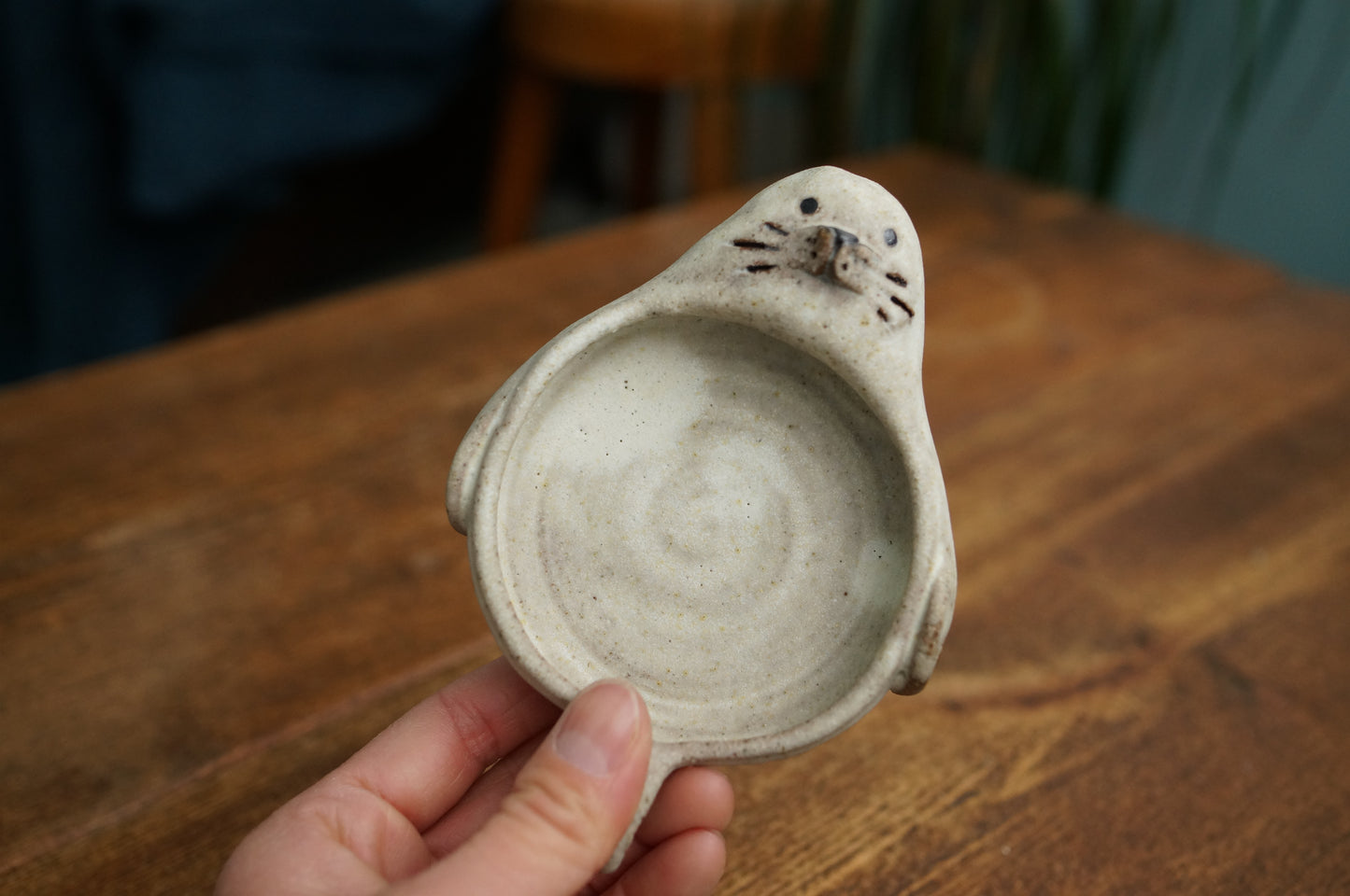 Seal Holder